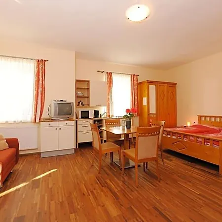 Bed & Breakfast Weingut Familie Schuster Grossriedenthal
