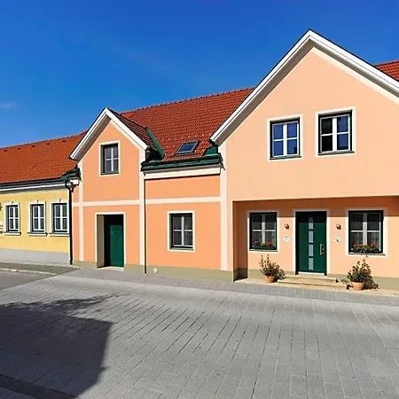 Weingut Familie Schuster Grossriedenthal