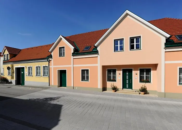 Bed & Breakfast Weingut Familie Schuster 3*